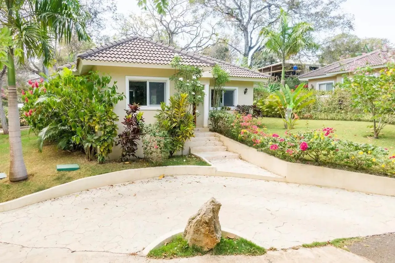 2 Bed 2 Bath Villa With Jacuzzi, High Speed Wi-Fi Sosua