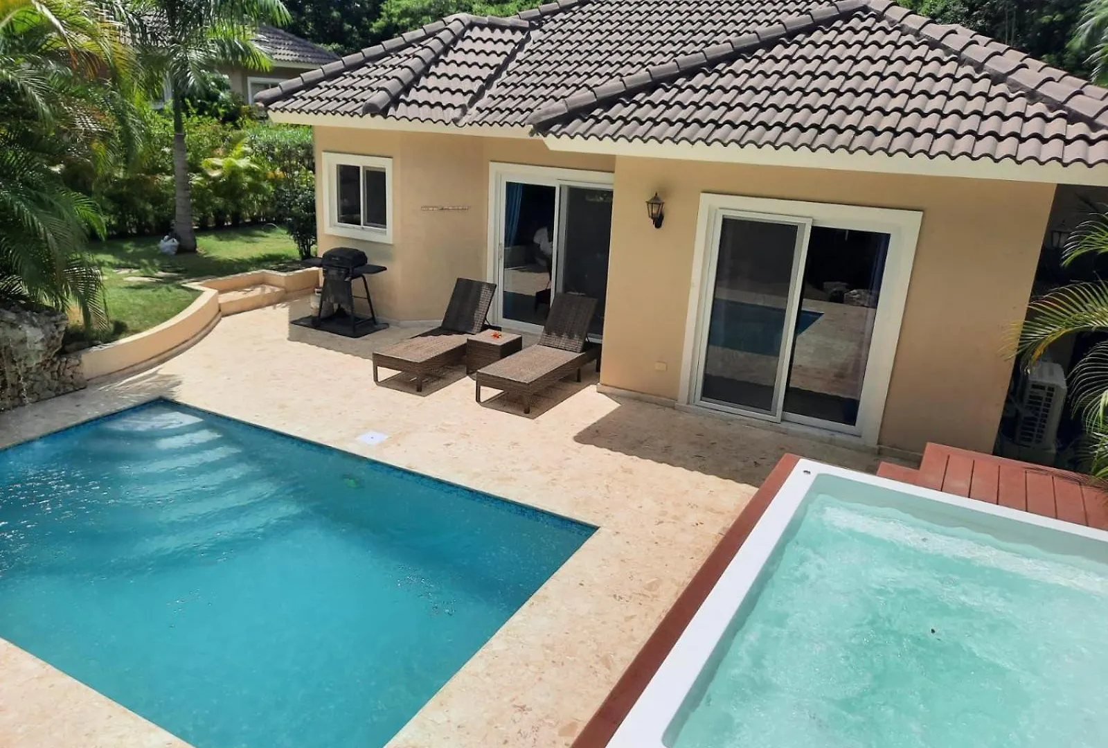 2 Bed 2 Bath Villa With Jacuzzi, High Speed Wi-Fi Sosua 0*,  Dominican Republic